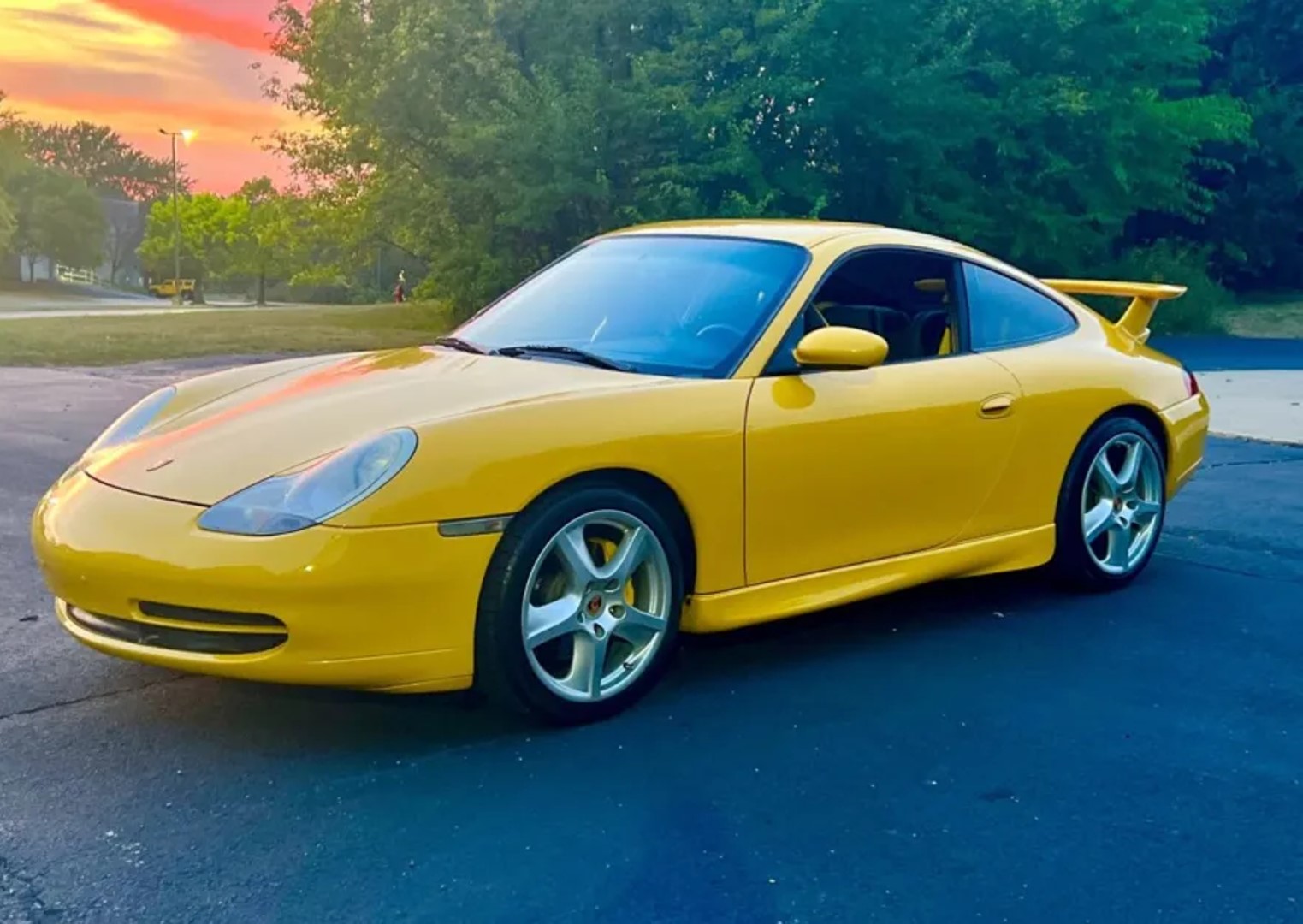 1999 Porsche 911 Carrera Coupe (6-Speed)
